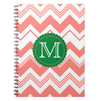 Cuaderno Modelo blanco coralino de Chevron del monograma