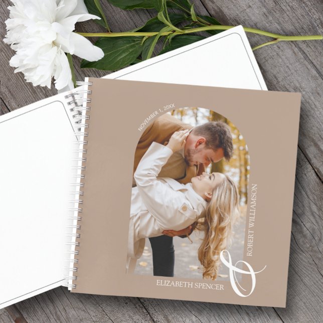 Cuaderno Moderno Photo Arch Tan Boda Guest Book (Change the pages to any of the styles available. LOTS of colors in our collection.)
