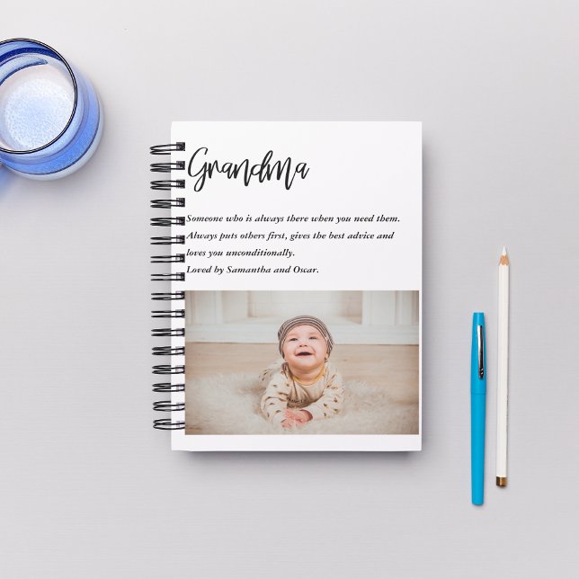 Cuaderno Moderno y simple la mejor abuela jamás el mejor re (Subido por el creador)