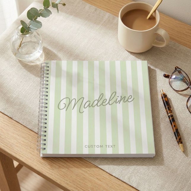 Cuaderno Mona y moderna personalizada rayada en verde salvi (Personalized spiral notebook with soft sage green and white vertical stripes.)