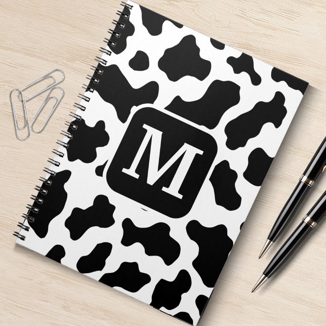Cuaderno Monograma blanco y negro de impresión en animales  (cow print monogram spiral notebook)