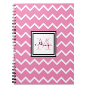 Cuaderno Monograma Chevron con nombre rosado Girona