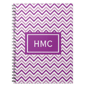 Cuaderno Monograma de cheurón púrpura doble