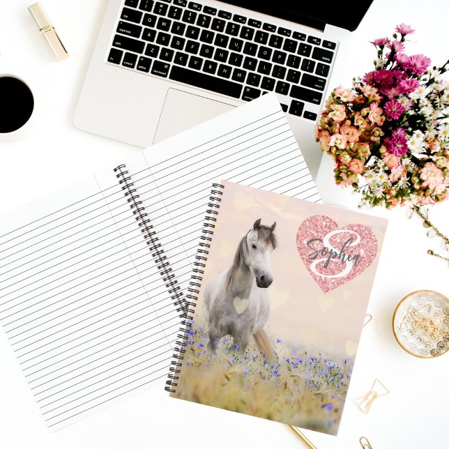 Cuaderno Monograma de flor púrpura de caballo blanco (Subido por el creador)