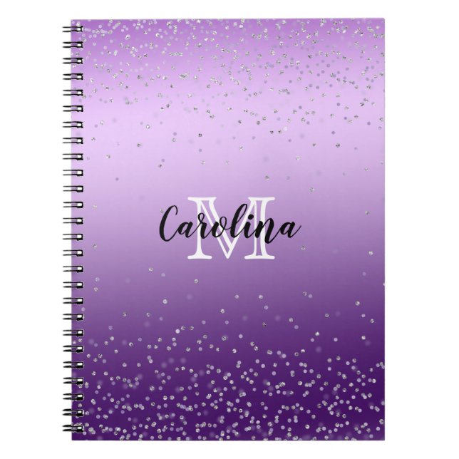 Cuaderno Monograma de ombre púrpura de Confetti plateado (Frente)