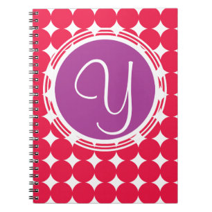Cuaderno Monograma de puntos de polka morado y rojo