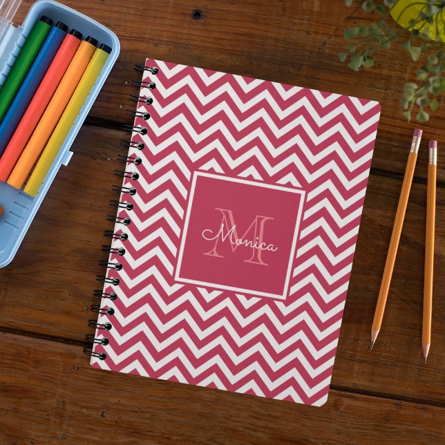 Cuaderno Monograma del patrón de chevron de magenta rojo mo (Subido por el creador)