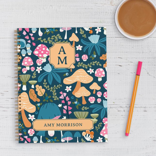 Cuaderno Monograma del patrón de hongos Whimsical azul rosa (Subido por el creador)