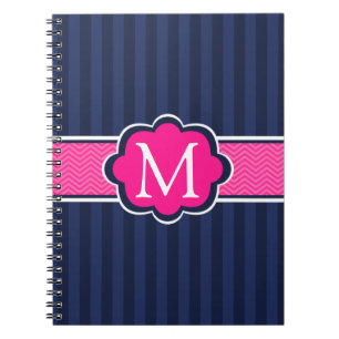 Cuaderno Monograma del personalizado de las rosas fuertes