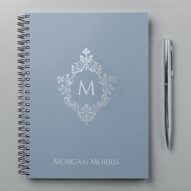 Cuaderno Monograma Dusty Blue Elegage Escudo y nombre (Subido por el creador)