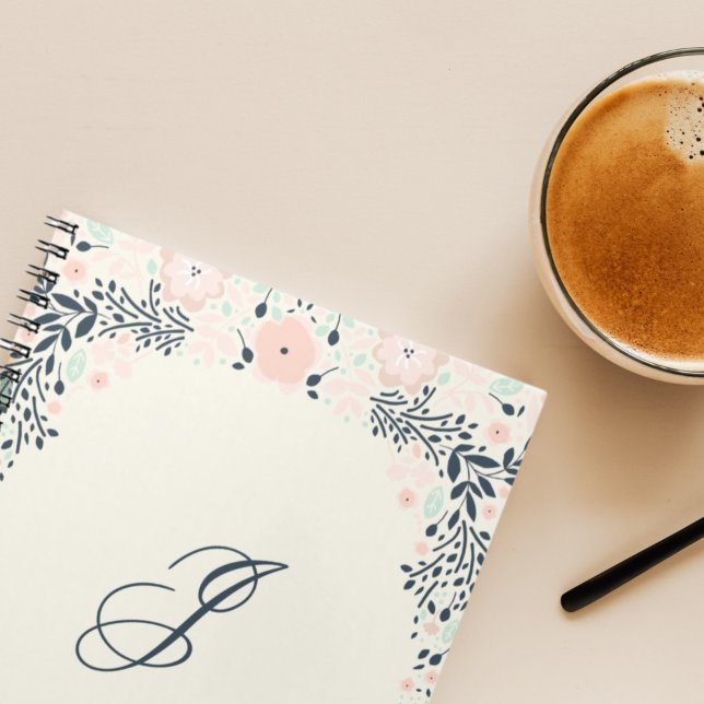 Cuaderno Monograma más suave | Floral Personalizado (Subido por el creador)