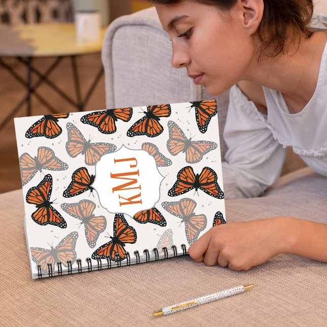 Cuaderno Monograma Personalizado de mariposas monarca (Botanical monarch butterflies spiral notebook)