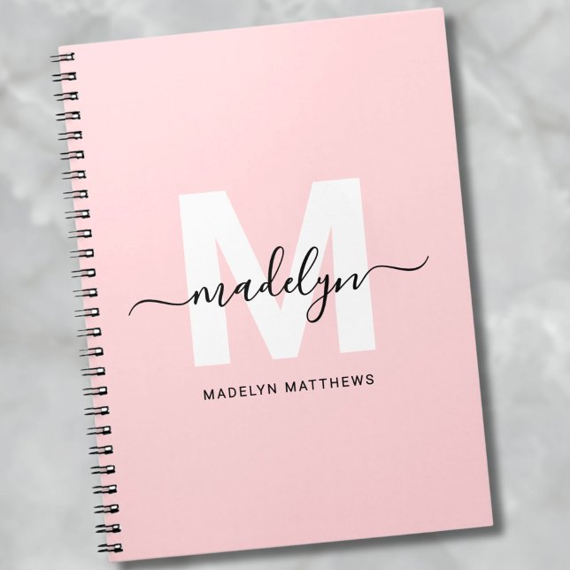 Cuaderno Monograma personalizado rosa de chica (Girly Blush Pink Monogram notebook)
