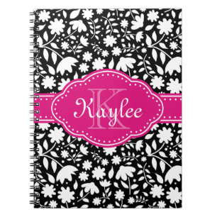 Cuaderno Monograma rosa del patrón floral blanco y negro
