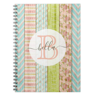 Cuaderno Monograma Rosas de Shabby en cabaña de madera rúst