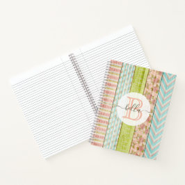Cuaderno Monograma Rosas de Shabby en cabaña de madera rúst