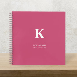 Cuaderno Monograma tipográfico moderno mínimo de color rosa