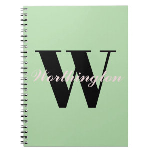 Cuaderno Monograma y nombre femeninos en verde pastel