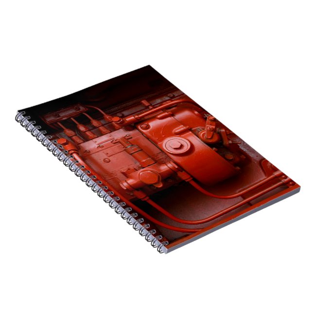 Cuaderno Motor del tractor rojo (Lado Derecho)