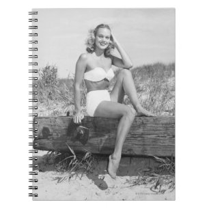 Cuaderno Mujer en bikini