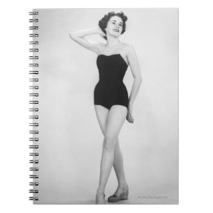 Cuaderno Mujer en corsé negro
