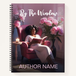 Cuaderno Mujer negra leyendo por bloc de notas de la portad