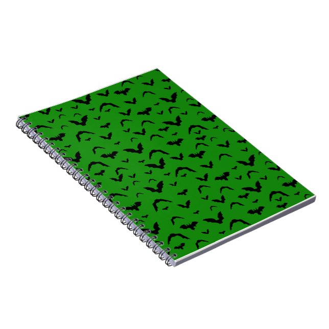 Cuaderno Murciélagos voladores sobre verde (Lado Derecho)