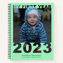 Cuaderno My First Year 2023 Modern Cutout Baby Photo Green