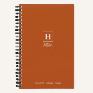 Cuaderno Naranja de calabaza oscura Monograma clásico