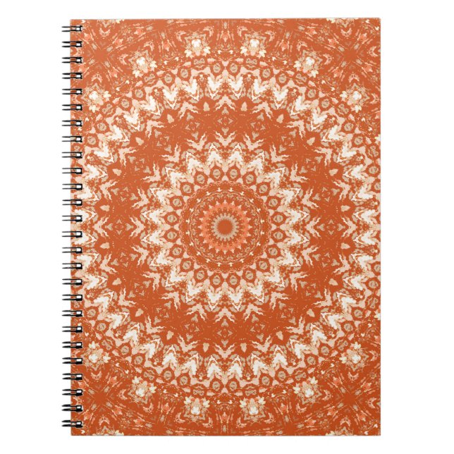 Cuaderno Naranja mandala. (Frente)
