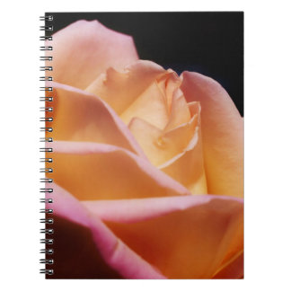 Cuaderno Naturaleza de la flor de rosa amarillo intenso