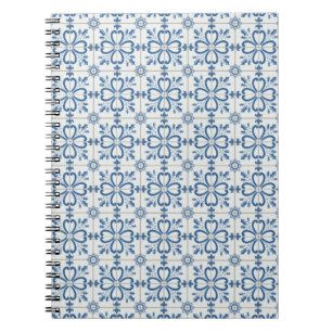 Cuaderno Navidades hojas y pétalos de flores