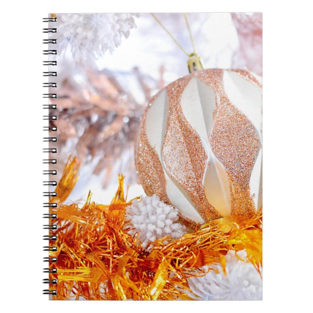 Cuaderno Navidades Purpurina de bolas rosadas y blancas (Frente)