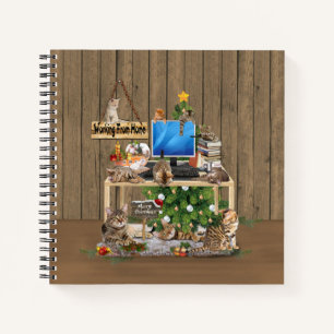 Cuaderno Navidades trabajando desde casa con mis gatos
