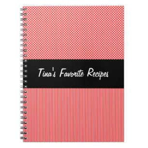 Cuaderno negro, rojo, y blanco de la receta