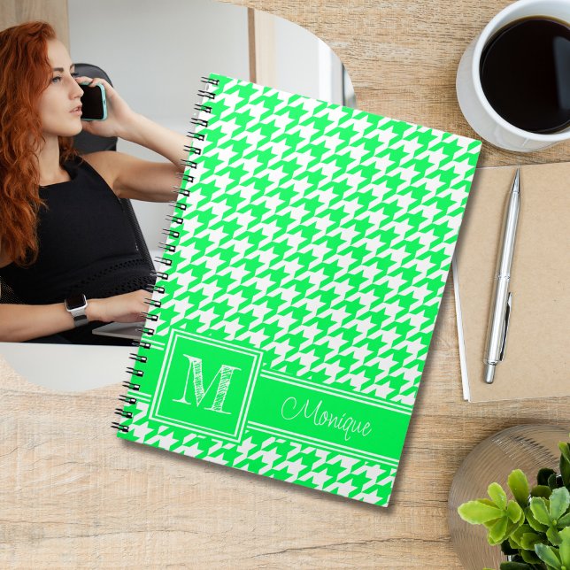 Cuaderno Neon Green White Houndstoth | Monograma moderno (Subido por el creador)