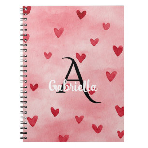 Cuaderno Nombre de monograma de corazones rojos rosados