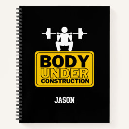 Cuaderno Nombre personalizado de cuerpo bajo construcción