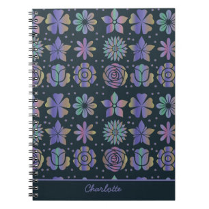 Cuaderno Nombre personalizado de patrón sin costura y flora