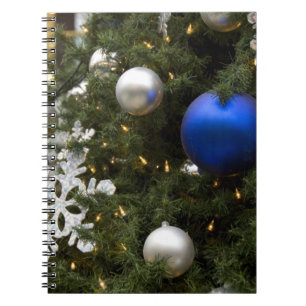 Cuaderno Norteamérica. Decoraciones del navidad en árbol