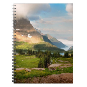 Cuaderno Nubes que barren a través de las montañas