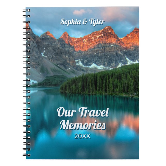 Cuaderno Nuestros Recuerdos de viaje, nombres de viaje y añ (Frente)