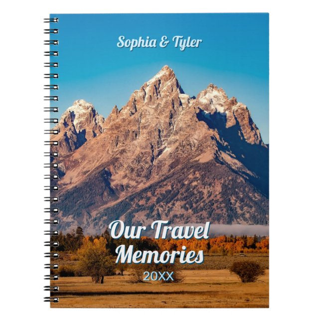 Cuaderno Nuestros Recuerdos de viaje, nombres de viaje y añ (Frente)