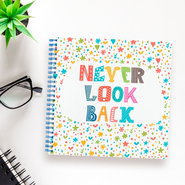 Cuaderno Nunca mirar hacia atrás (Subido por el creador)