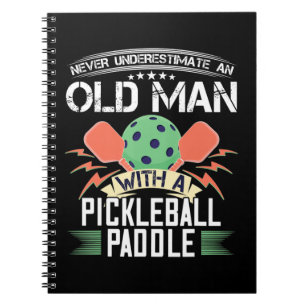 Cuaderno Nunca subestimes a un anciano con almohadilla de p