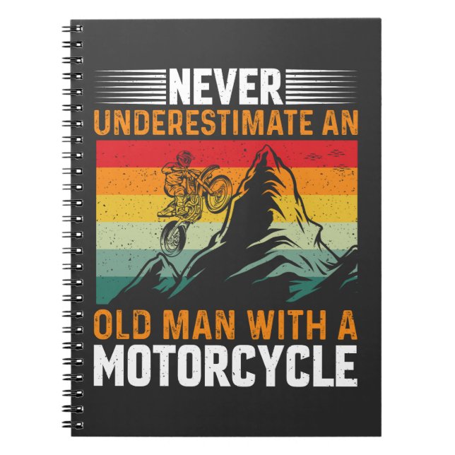 Cuaderno Nunca Subestimes A Un Viejo Con Motocicleta (Frente)