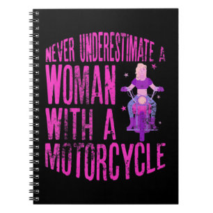 Cuaderno Nunca Subestimes A Una Mujer Con Motocicleta A Fu