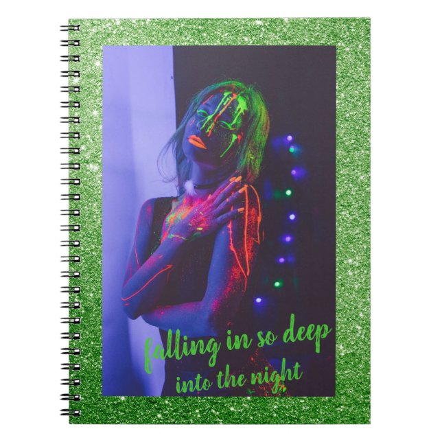 Cuaderno Obra en la bolsita de la noche (fondo verde) (Frente)