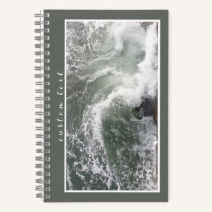 CUADERNO OLAS GRIEGAS DEL MAR DE OCÉANO VERDE ROMPIENDO FOT