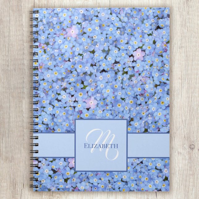 Cuaderno Olvídenme No Nombre Floral Azul + Plantilla de Mon (Personalize this cute Forget Me Not blue floral design with the name and monogram template.)